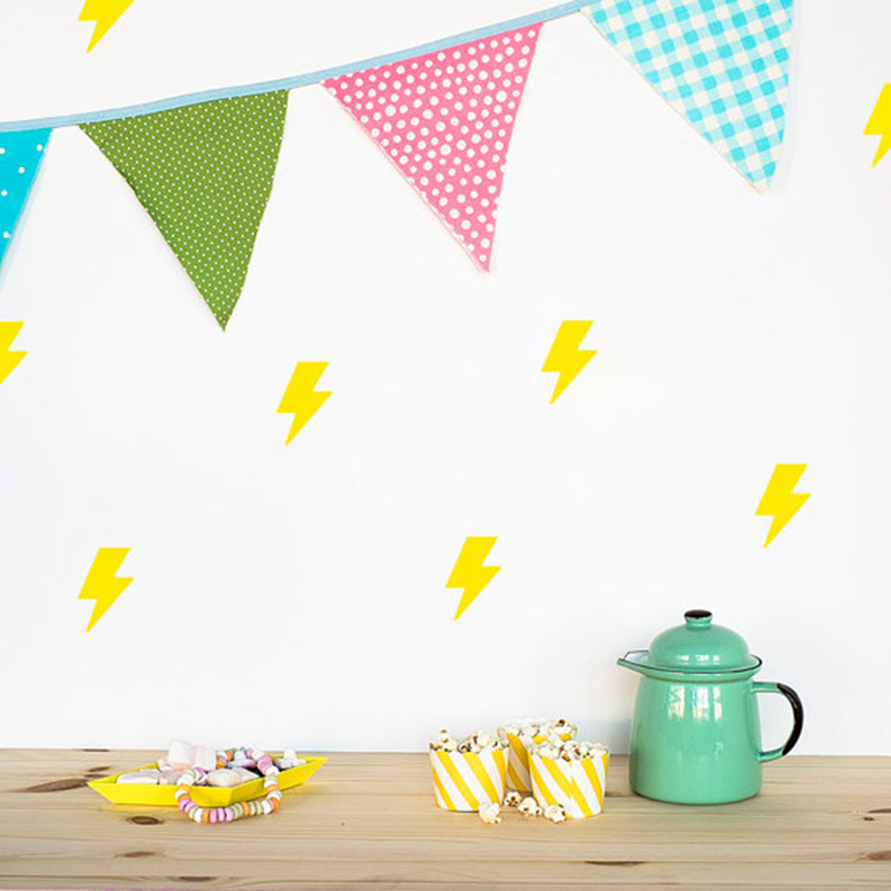 Tiny lightnings pattern wall d - Lighting Mcqueen Decor ulasan dan harga