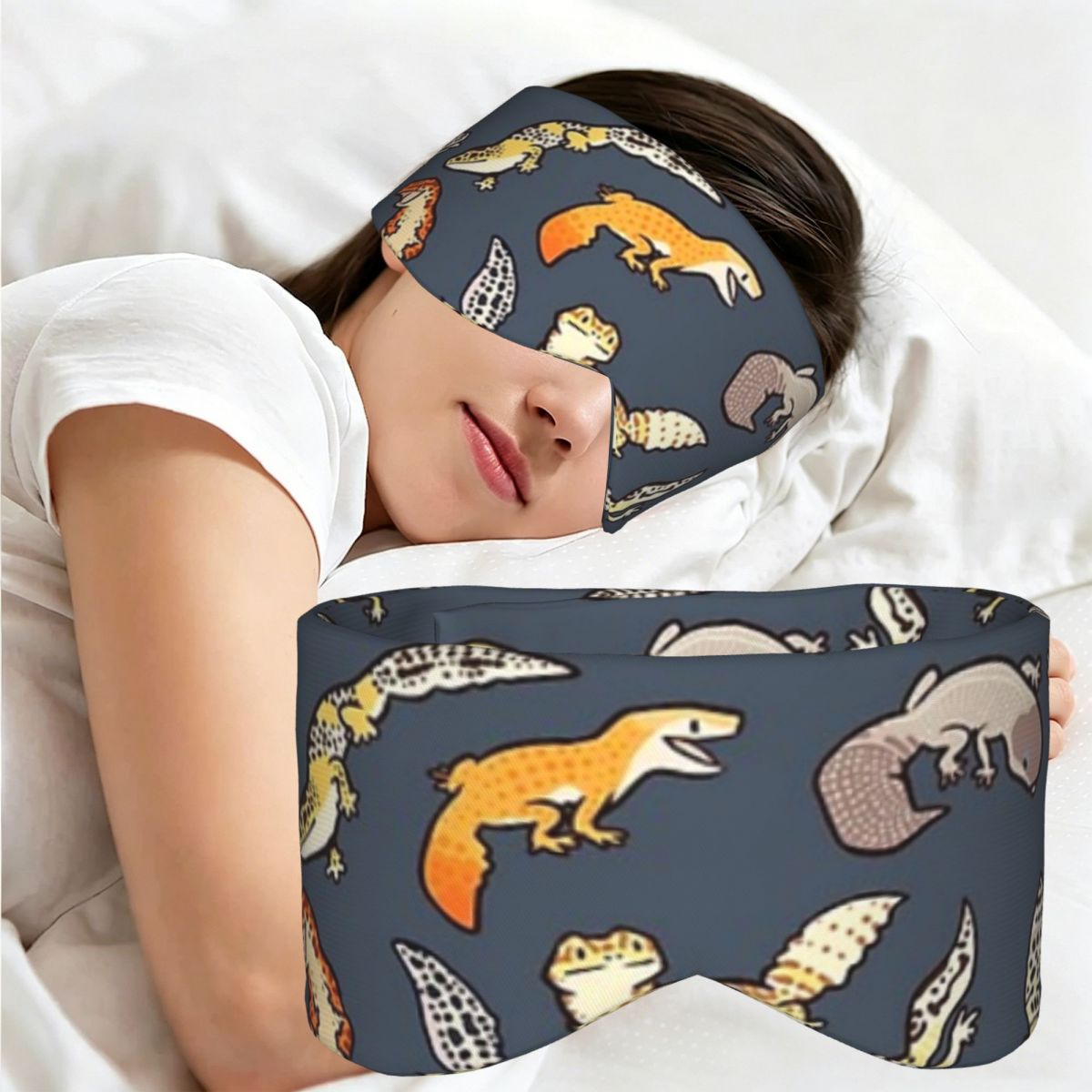 Chub Geckos In Dark Grey sleep - Gecko Lighting & Decor ulasan dan harga